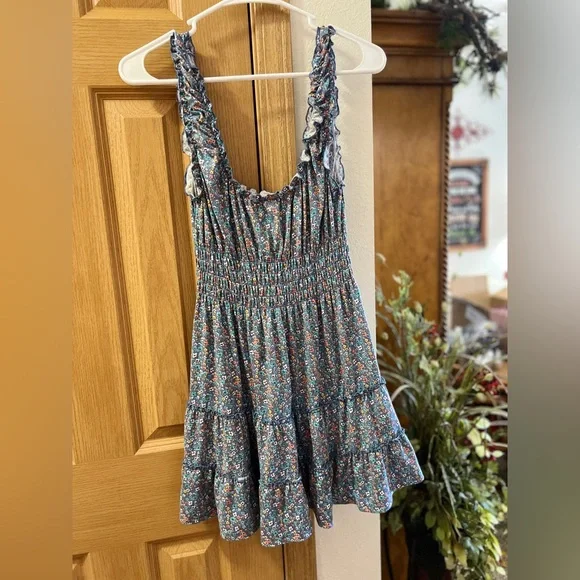 Urban Outfitters Small Blue Mini Floral Print Jersey Dress - Picture 2 of 6